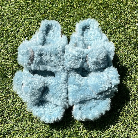 NWT BIRKENSTOCK BIG BUCKLE Teddy Shearling Free People Sandals - Picture 3 of 7